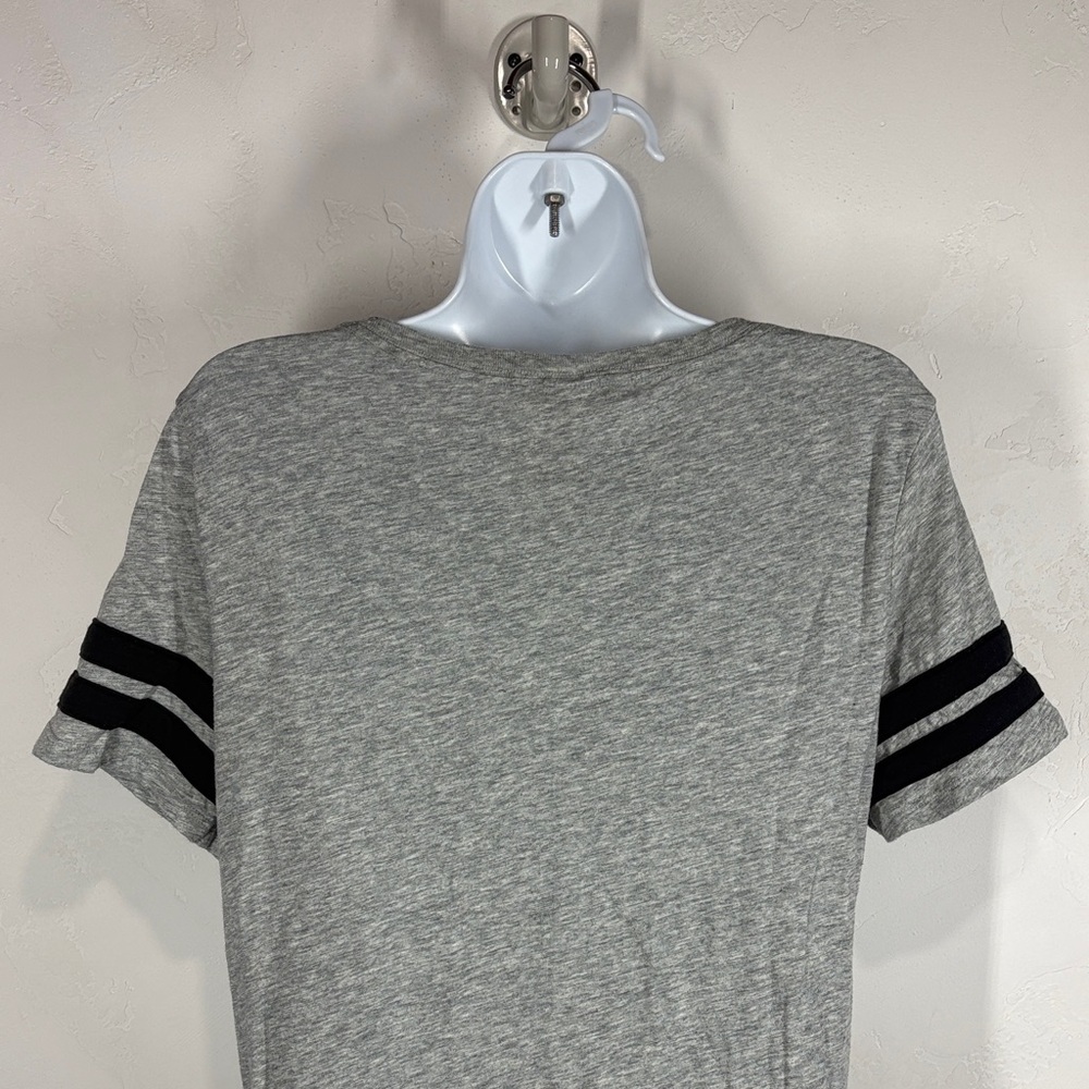 Pink Victoria’s Secret Gray Graphic Son of a Nutcracker T-Shirt size large - Picture 8 of 10